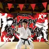 Decorações de aniversário de Taekwondo transfronteiriças, incluindo faixas, painel de fundo para festa de aniversário com tema de artes marciais e toppers para bolo de aniversário.