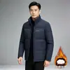 Chaqueta de algodón con cuello alto, venta directa de fábrica para hombre, abrigo acolchado cortavientos y cálido de invierno para padres de mediana edad y mayores, modelo 8310