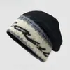 Gorro de Punto Holgado Jacquard Diseño Retro Americano Estilo Perezoso de Invierno Cálido para Cabeza Grande Protección para los Oídos Gorro Cálido para el Frío