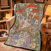 Manta de Franela con Graffiti Floral de Bosque de Hongos Modelo Nuevo 2026 Manta Cubre Sofá para Siesta en la Oficina en Todas las Estaciones