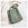 Primavera e Verão Nova Bolsa Corduroy Artística Feminina Bolsa de Ombro Estilo Universitário Bolsa Estudantil Corduroy Bolsa Feminina da Moda