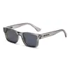 Nuevas Gafas de Sol Cuadradas de Moda para Hombres, Gafas de Sol Anti-UV para Mujeres, Gafas de Sol Retro Europeas y Americanas con Estampado de Leopardo y Marco Pequeño para Hombres