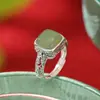 Yuebao Joias Prata Esterlina S925 Jade Hetian Jade Fino Água Jade Vintage Anel Quadrado Decorado Padrão Xiangyun Anel Quadrado Oco de Prata