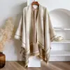 Novo Xale com Ar Condicionado de Verão para Mulheres, Cachecol Quente Retrô de Outono e Inverno, Peça de Roupa Externa de Franjas de Alta Qualidade, Cachecol Espessado Atacado