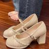 A Saia é Doce e Fofa, e Você Não Se Cansa de Usá-la. Sapatos Femininos Pequenos e Perfumados com Salto Alto e Salto Grosso Francês. Sapatos de Celebridade da Internet Femininos
