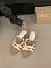 Sandalias Chuyuji de tacón grueso estilo francés sin cierres para mujer, adecuadas para uso exterior, nuevo modelo de verano 2026, elegantes y frescas para combinar con faldas