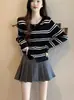 Ropa de punto para mujer 2024 Nuevo Otoño Primavera Protector Solar Blusa Fina Exterior Diseño Nicho Versátil Manga Larga Top