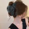 Pinza de tiburón de malla negra con lunares estilo coreano y fruncidos para la parte trasera de la cabeza, accesorio para el cabello elegante y sofisticado para mujer, nuevo accesorio para el cabello