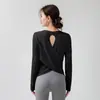 Nova Blusa Esportiva de Manga Longa Solta Respirável Proteção Solar Decote nas Costas Cruzado Barra Reta Roupa de Yoga Top Fitness