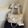 Bolsa Tote Transfronteiriça Mais Vendida de Grande Capacidade para Mulheres com Sensação de Alto Padrão, Luxo Leve, Tendência, Doce e Cool, Bolsa de Ombro Estilo Biker, Versátil 2026
