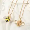 Collar de Abejita Estilo Nuevo para Mujer, Cadena para Clavícula Estilo Coreano Estilo Ins con Diseño de Alta Gama, Cadena Elegante y Exquisita para Cuello Cadena para Suéter