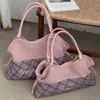Bolso Tote de Patchwork a Cuadros con Parches de Gamuza Estilo Coreano de Nicho para Mujer 2026 Otoño/Invierno Nuevo Color Block Letras Bolso de Hombro Único