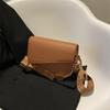 Bolso Silla Nuevo Estilo Color Sólido Elegante Correa Ancha al Hombro 2026 Moda Cadena Tendencia Bolso de Mujer Hombro Único Cruzado Medio Redondo