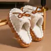 Nuevas zapatillas peludas con lazo transfronterizo para mujer, de otoño e invierno, suela gruesa, cálidas, antideslizantes, de algodón para el hogar, estilo para niñas en interiores