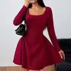 Nova Coleção Outono/Inverno 2026: AliExpress Export Moda Feminina Europeia e Americana Gola Quadrada Elegante Cintura Alta Manga Longa Vestido
