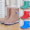 Botas de lluvia para las cuatro estaciones para mujer, zapatos de agua de moda para adultos, botas de lluvia de felpa hasta la mitad de la pantorrilla para mujer, impermeables, antideslizantes, botas de lluvia de felpa