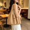 Bolso de Hombro de Gamuza con Lunares Estilo Coreano, Textura de Alta Calidad y Buen Aspecto, Adecuado para Estudiantes que Van a Clase y para el Trayecto Diario, Versátil Bolso Chaleco de Gran Capacidad