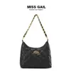 Bolsa Feminina de Couro Macio Estilo Novo com Toque de Luxo, Bolsa de Ombro Acolchoada Estilo Chanel, Bolsa Tote, Bolsa Transversal de Grande Capacidade de Nicho