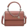 Bolsa Transversal Feminina Moda Verão 2026 Estilo Tendência Nicho Corrente de Ombro Alta Qualidade Pequena Quadrada Transversal para Mulheres