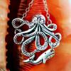 Populares en Amazon de Europa y América aretes de sirena del mito nórdico, Kraken, pulpo demonio gigante devorando barco marino, aretes de ballena