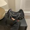Bolso de Hombro para Mujer Nuevo Invierno 2024 Moda de Alta Gama Diseño Nicho Popular Cadena Patrón Piedra