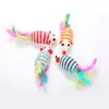 Juguetes para Gatos Amazon Ratón Pequeño Resistente a Arañazos y Mordeduras con Sonido, Ratón de Sisal con Pluma de Colores Juguete para Gatos