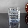 Venta al por mayor de fábrica vaso de agua de vidrio de colores para hotel estrella restaurante taza de jugo para el hogar vaso corto de whisky a cuadros