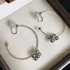 Pendientes de Aro con Borla de Bola de Metal Únicos de Alta Gama para Mujer, Pendientes Versátiles Simples y de Moda con una Personalidad Única Pinza para Oreja de Bobina de Mosquitos