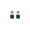 Brincos de Zircônia Esmeralda 2026 Novo Estilo Popular para Mulheres, Elegantes e de Alto Padrão, Luxo Leve, Brincos Retrô de Nicho