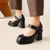 Zapatos de tacón alto para mujer zapatos de comercio exterior hebilla primavera y otoño 48202232 poco profundos charol nuevo suministro blanco grueso