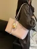 Bolsa de Ombro para Axila Feminina Verão 2026 Novo Modelo, Grande Capacidade para Escola e Trabalho, Bolsa de Ombro Versátil Casual