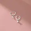 Brincos de trevo de quatro folhas em zircônia para mulheres, brincos de flor fresca, design simples, brincos florais curtos requintados cravejados de diamantes