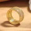 Estilo de Lujo Ligero Europeo y Americano Chapado en Cobre Microincrustaciones de Circonita Anillo Ancho Cerrado Transfronterizo Redondo Completo de Diamante Anillo para Mujer Venta al por Mayor Personalización