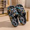 Pantuflas Cómodas para Hombres y Mujeres Verano Nuevo Estilo Pantuflas Antiderrames para Baño para Salir Pantuflas Ligeras de Playa