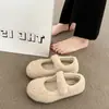 Novos sapatos Mary Jane de veludo com fundo plano e velcro para mulheres, mocassins de pessoa preguiçosa para dirigir com sola macia estilo fada, estilo quente com forro de pelúcia, outono e inverno