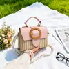 Bolsa Caixa de Palha Tecida Floral Simples e Fashion Transfronteiriça, Bolsa de Mão Urbana Tendência para Mulheres, Bolsa Casual de Ombro e Transversal