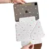 Diseño ins de flor de fresa y gota de lluvia, adecuado para fundas de tabletas iPad Pro/mini/air, con pegatinas laterales desmontables, para modelos de 13/11 pulgadas