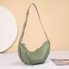 Novo Estilo Couro Bovino de Primeira Camada Fivela de Chifre Natural Tumbled Bolsa Feminina Retro Ombro Único Transversal Bolsa Feminina Versátil para o Dia a Dia Bolsa Bolinho