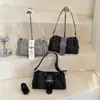 Bolso sencillo y relajado estilo coreano para hombro y axila para el trabajo y los desplazamientos, bolso de moda, nuevo bolso personalizado tipo almohada otoño 2026