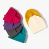 Gorro de Punto con Hueco para Cola de Caballo para Mujer Invierno Estilo K Moda Tendencia Otoño e Invierno Gorro Pullover Parte Superior Abierta Gorro de Lana Protección para Orejas