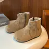 Botines Cortos de Terciopelo Escarchado Estilo Coreano para Niños, Nuevo Estilo Otoño e Invierno 2025, Botas de Algodón Simples Versátiles de Moda Retro para Niñas