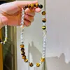 Pulseira de Pedra Olho de Tigre Natural Cristal Branco Design de Cores Contrastantes Pulseira Multi-Círculo