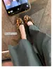 Mocassins Yuan Litong de Salto Baixo Estilo Retrô Pelo de Cavalo Estampa de Leopardo Bolinhas Bico Redondo Laço Boca Rasa Mocassins Sapatos de Verão para Usar por Cima