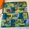 Regalo para Mamá y Personas Mayores Moda de Alta Gama Bufanda de Seda Versátil Cuadrada sin Tirantes Decorativa de Verano