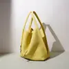 Nova Bolsa de Ombro de Grande Capacidade para o Verão, Bolsa Transversal Versátil de Couro Bovino de Primeira Camada, Bolsa de Mão de Couro Genuíno de Alta Qualidade para o Dia a Dia de Mulheres