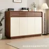 Zapatero de madera maciza color nogal para la entrada del hogar, almacenamiento integrado en cajón de gran capacidad, zapatero de entrada, de pie, contra la pared