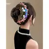 Horquilla floral de tela estilo coreano con un toque sofisticado, horquilla delicada y elegante, accesorio para el cabello floral moderno y versátil.