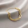 Pulseira Yunyao Inoxidável Mais Vendida Internacionalmente em Aço Titânio para Mulheres com Trevo de Cinco Folhas e Incrustação de Diamante, Personalidade Estilo Ins, Galvanoplastia a Vácuo 18K