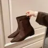 Sapatos Femininos Plus Size 41 a 43 Botas Curtas de Outono Bico Fino Botas Francesas Emagrecedoras 2026 Novo Dr Feminino. Botas Martens Femininas