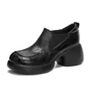 Zapatos Pequeños de Cuero Versátiles de Suela Gruesa para Mujer 2026 Otoño Nuevos Mocasines de Estilo Británico Retro Slip-ons Zapatos de Una Sola Pieza que Aumentan la Altura